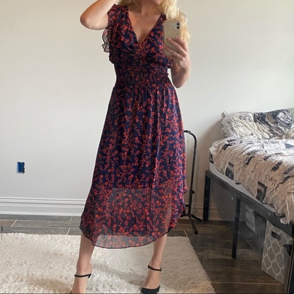 Vici Dresses & Skirts - Vici Collection Chiffon Floral Midi Dress